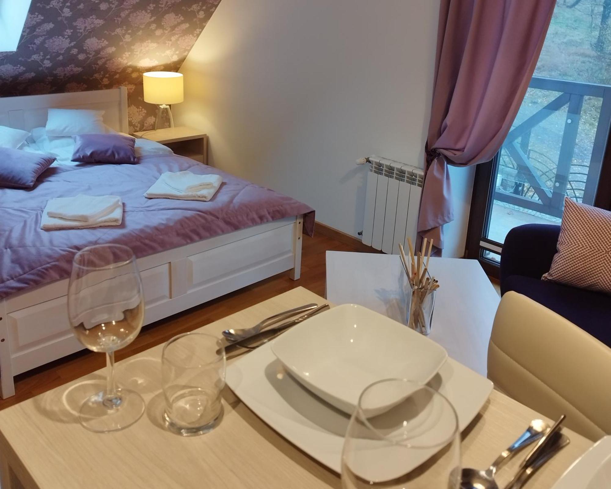 Apartamety I Pokoje Goscinne Na Jaskolczej Świeradów-Zdrój Exterior foto